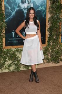 Emily Tosta feet photo 3