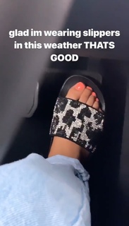 Emily Tosta feet photo 3