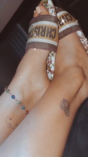 Emily Tosta feet photo 12