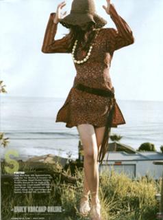 Emily VanCamp feet photo thumbnail