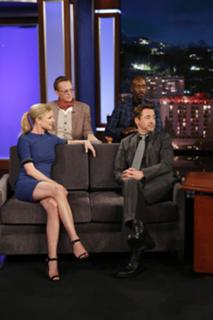 Emily VanCamp feet photo thumbnail