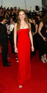 Emily VanCamp feet photo thumbnail
