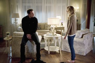 Emily VanCamp feet photo thumbnail