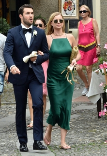 Emily VanCamp feet photo thumbnail