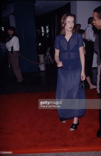 Emily Watson feet photo thumbnail