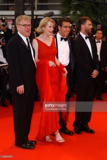 Emily Watson feet photo thumbnail