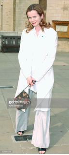 Emily Watson feet photo thumbnail