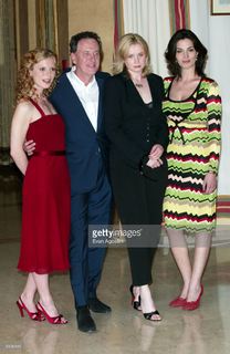 Emily Watson feet photo thumbnail