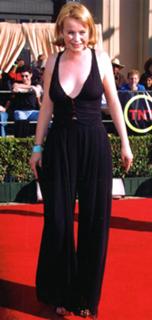Emily Watson feet photo thumbnail