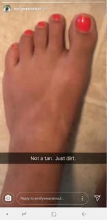 Emily Wears feet photo 5