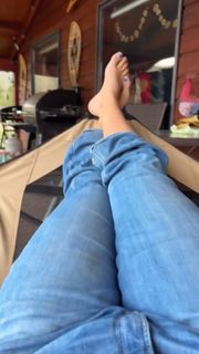 Emily Wears feet photo 5