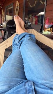 Emily Wears feet photo 4