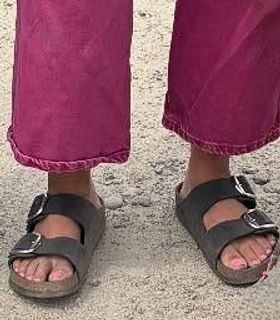 Emily Wears feet photo 19