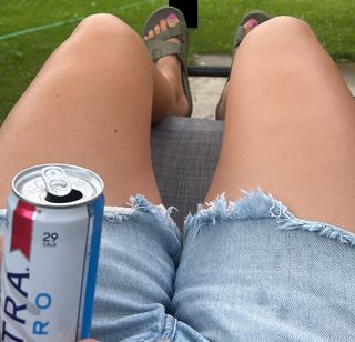 Emily Wears feet photo 8