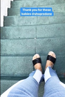 Emily Wickersham feet photo thumbnail