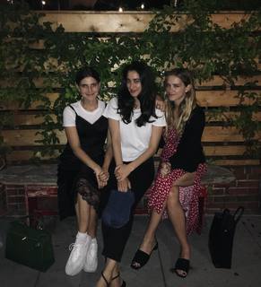 Emily Wickersham feet photo thumbnail