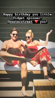 Emily Wickersham feet photo thumbnail