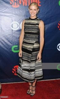 Emily Wickersham feet photo thumbnail