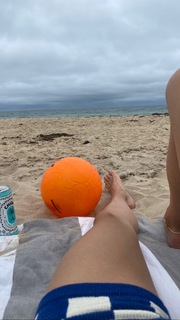 Emily Wickersham feet photo thumbnail