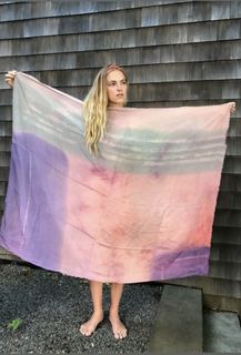 Emily Wickersham feet photo thumbnail