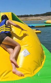 Emily Xuechun Zhang feet photo thumbnail