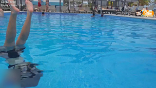 Emily Xuechun Zhang feet photo thumbnail