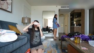 Emily Xuechun Zhang feet photo thumbnail