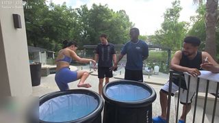 Emily Xuechun Zhang feet photo thumbnail