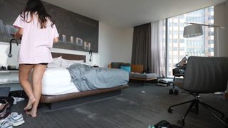 Emily Xuechun Zhang feet photo thumbnail