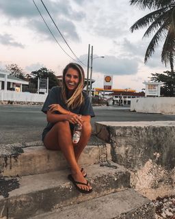 Emily Zeck feet photo 10