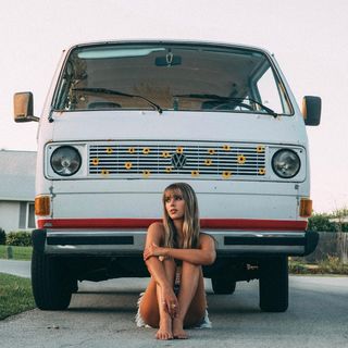 Emily Zeck feet photo 18