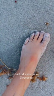 Emily Zeck feet photo 18