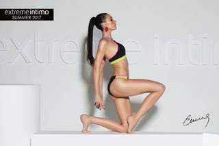 Emina Jahović feet photo 8