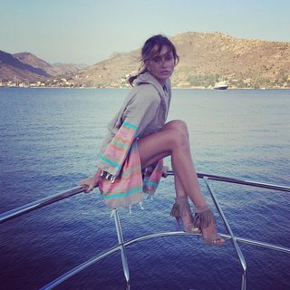 Emina Jahović feet photo 20