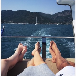 Emina Jahović feet photo 17