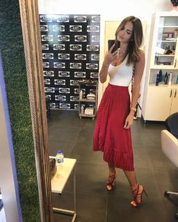 Emina Jahović feet photo 11