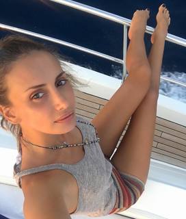 Emina Jahović feet photo 8