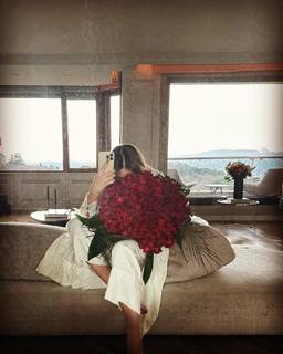 Emina Jahović feet photo 4
