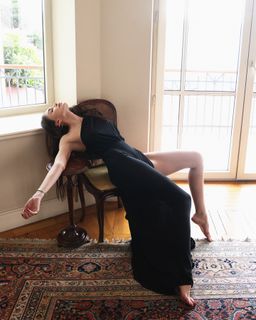Emina Jahović feet photo 10