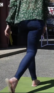 Emma Barton feet photo 19