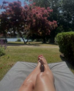 Emma Barton feet photo 5