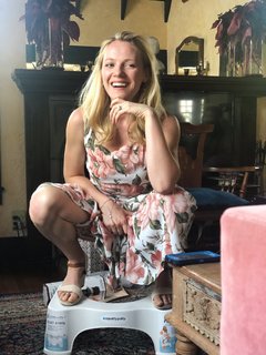 Emma Bell feet photo 9