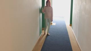 Emma Blackery feet photo thumbnail
