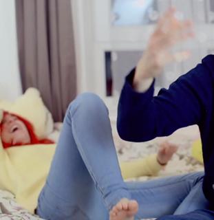 Emma Blackery feet photo thumbnail