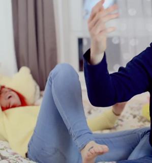 Emma Blackery feet photo thumbnail