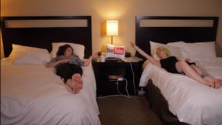 Emma Blackery feet photo thumbnail