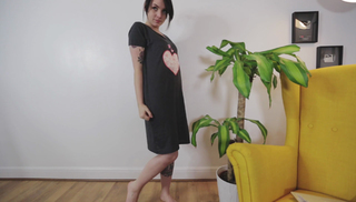 Emma Blackery feet photo thumbnail
