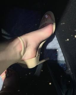 Emma Booth feet photo 20