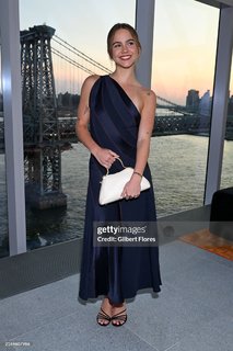 Emma Brooks McAllister feet photo 18
