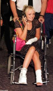 Emma Bunton feet photo thumbnail